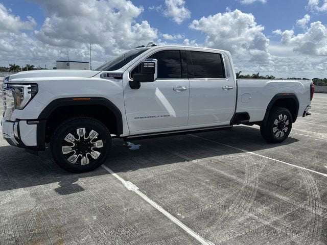 2024 GMC Sierra 3500 HD Denali