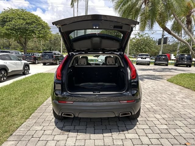 2023 Cadillac XT4 Luxury