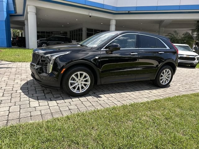 2023 Cadillac XT4 Luxury