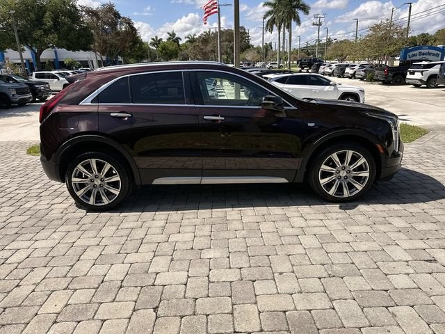 2021 Cadillac XT4 FWD Premium Luxury