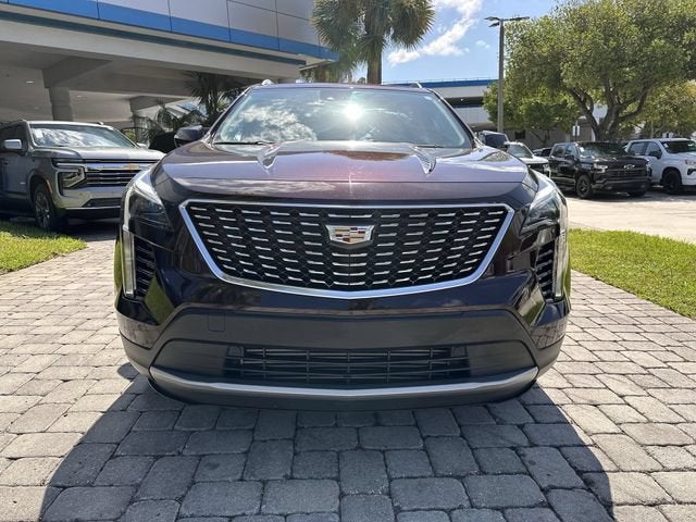 2021 Cadillac XT4 FWD Premium Luxury