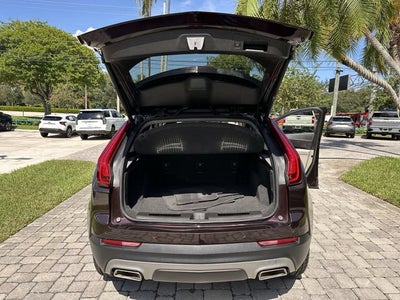 2021 Cadillac XT4 FWD Premium Luxury