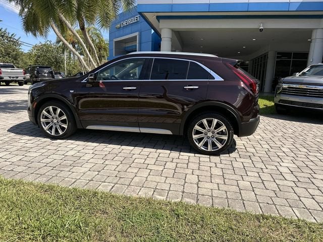 2021 Cadillac XT4 FWD Premium Luxury