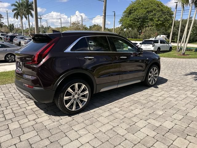 2021 Cadillac XT4 FWD Premium Luxury
