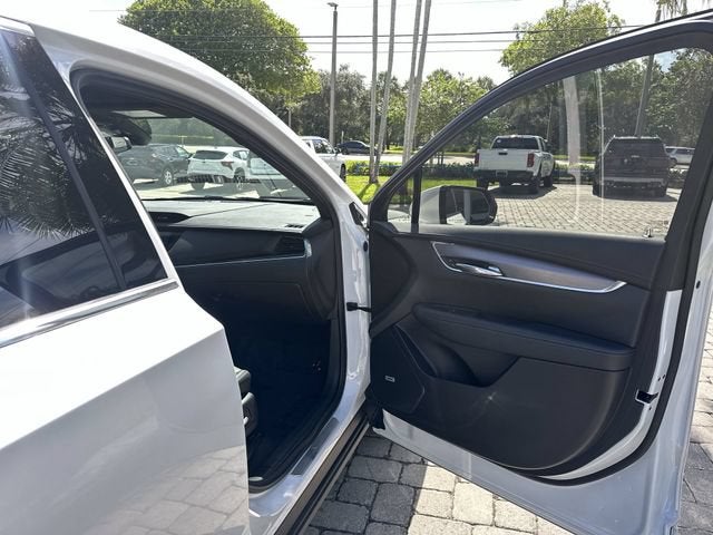 2024 Cadillac XT6 Luxury