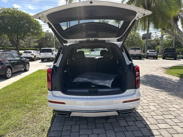 2024 Cadillac XT6 Luxury