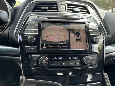 2023 Nissan Maxima SR