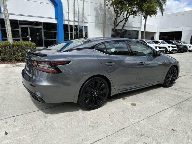 2023 Nissan Maxima SR