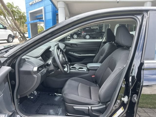2025 Nissan Altima S