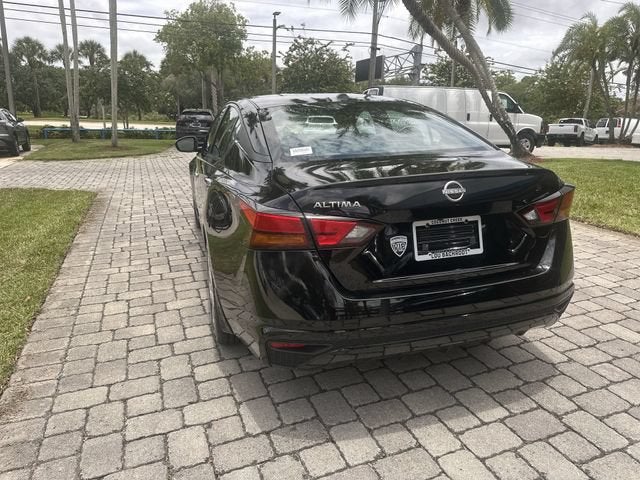 2025 Nissan Altima S