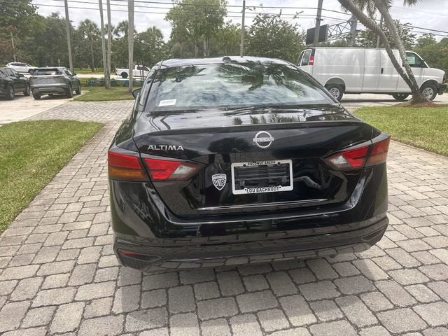 2025 Nissan Altima S