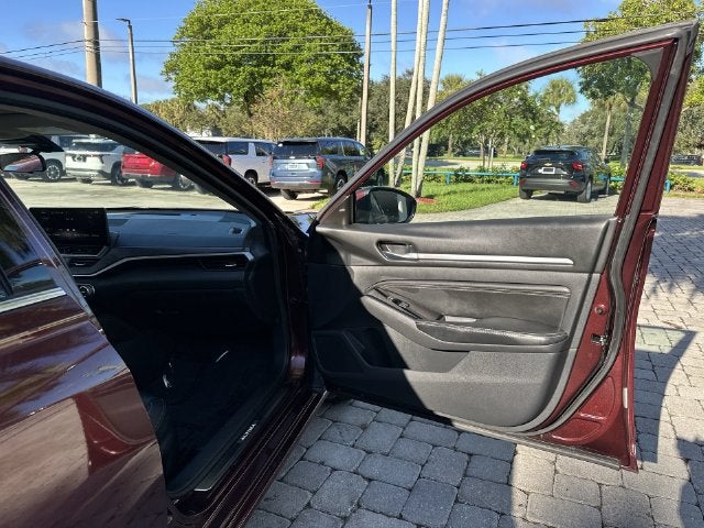 2023 Nissan Altima 2.5 SL