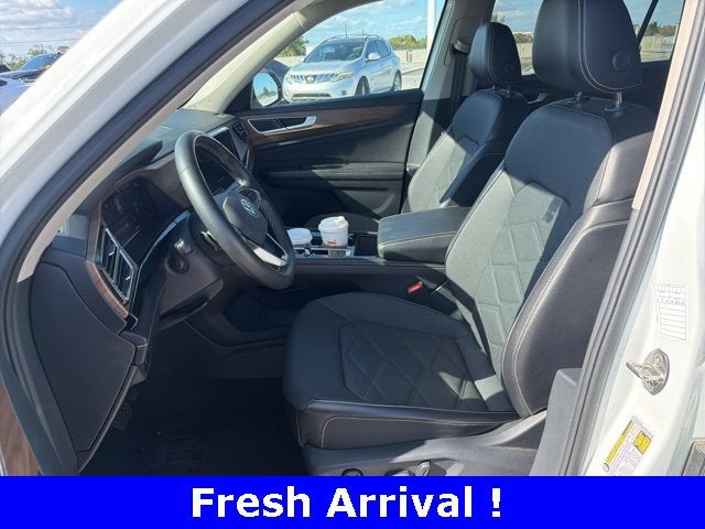 2024 Volkswagen Atlas 2.0T SE w/Technology