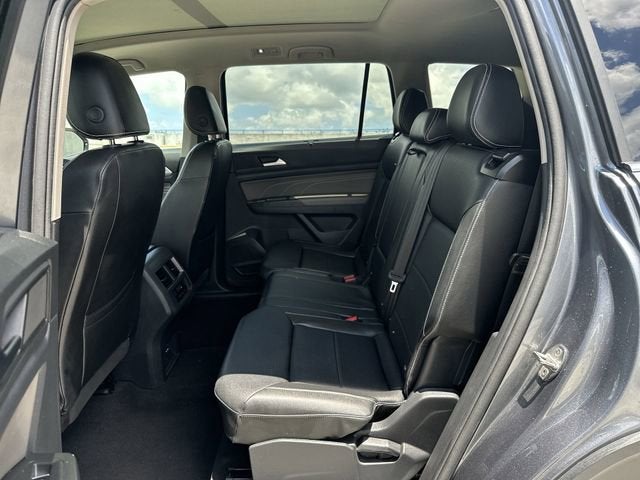 2022 Volkswagen Atlas 2.0T SE w/Technology