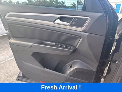 2021 Volkswagen Atlas 3.6L V6 SE w/Technology R-Line