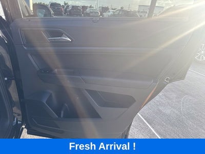 2021 Volkswagen Atlas 3.6L V6 SE w/Technology R-Line