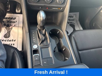 2021 Volkswagen Atlas 3.6L V6 SE w/Technology R-Line