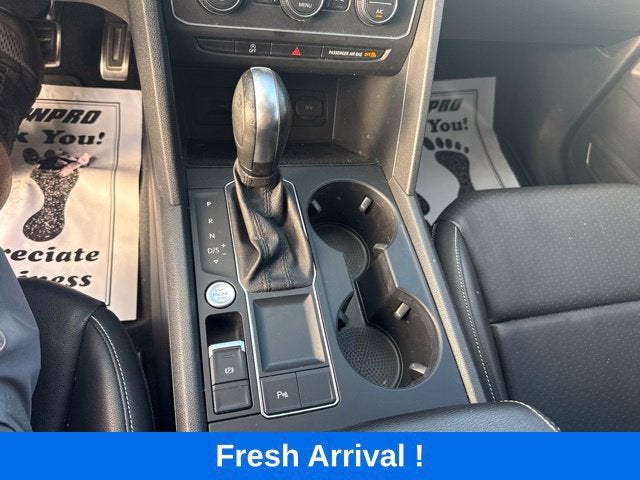 2021 Volkswagen Atlas 3.6L V6 SE w/Technology R-Line