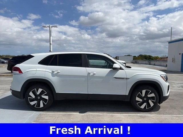 2024 Volkswagen Atlas Cross Sport 2.0T SE w/Technology
