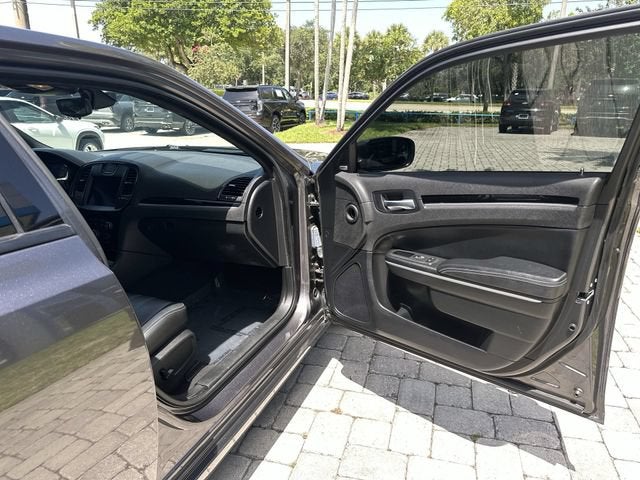 2023 Chrysler 300 300S