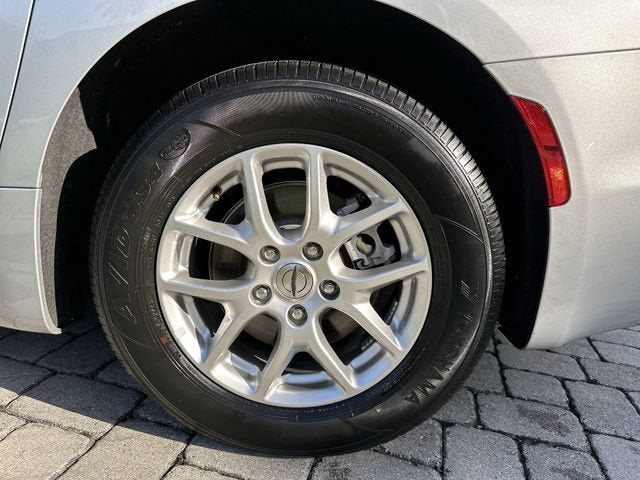 2024 Chrysler Pacifica Touring