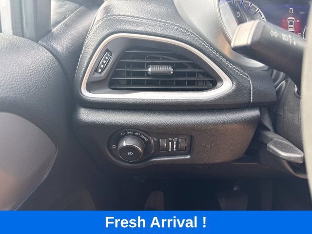 2024 Chrysler Pacifica Touring
