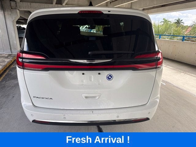 2024 Chrysler Pacifica Touring