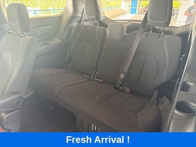 2024 Chrysler Pacifica Touring