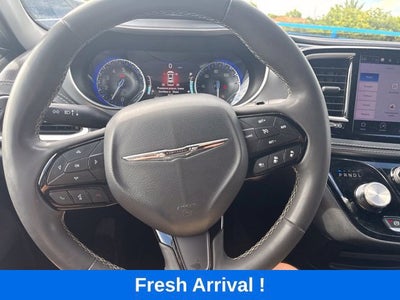 2024 Chrysler Pacifica Touring