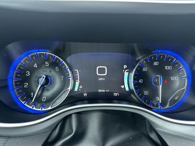 2024 Chrysler Pacifica Touring
