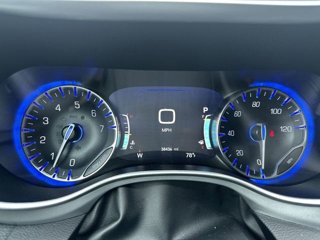 2024 Chrysler Pacifica Touring