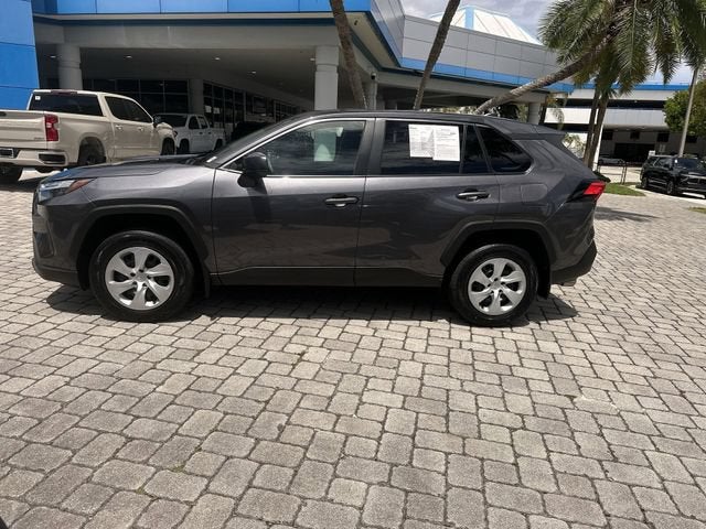 2024 Toyota RAV4 LE