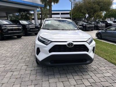 2024 Toyota RAV4 LE