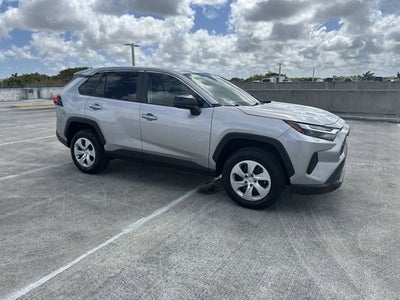 2025 Toyota RAV4 LE