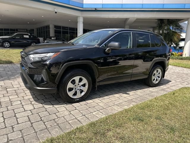 2024 Toyota RAV4 LE