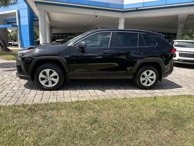 2024 Toyota RAV4 LE