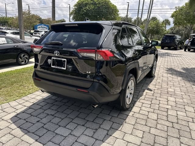 2024 Toyota RAV4 LE