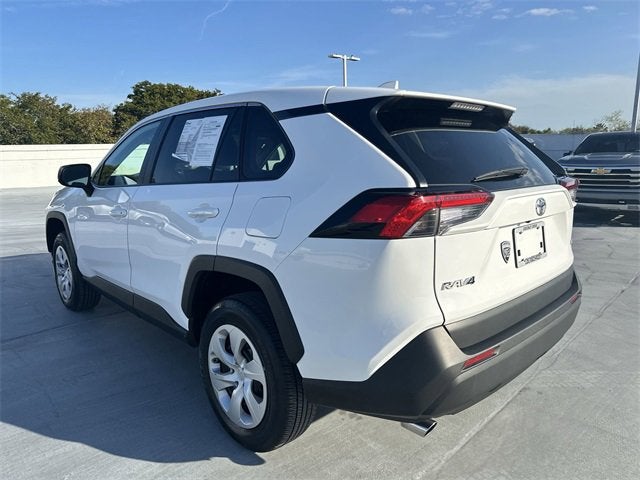 2025 Toyota RAV4 LE