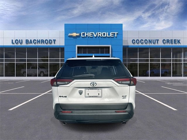 2024 Toyota RAV4 XLE