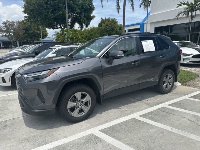 2024 Toyota RAV4 XLE