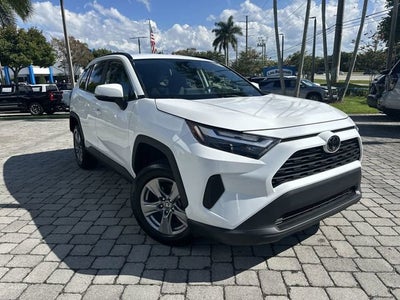 2024 Toyota RAV4 XLE
