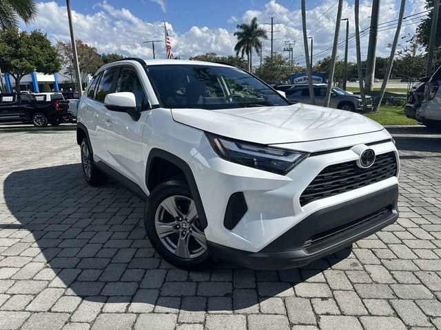 2024 Toyota RAV4 XLE