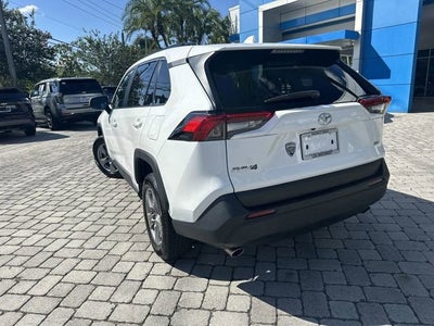 2024 Toyota RAV4 XLE