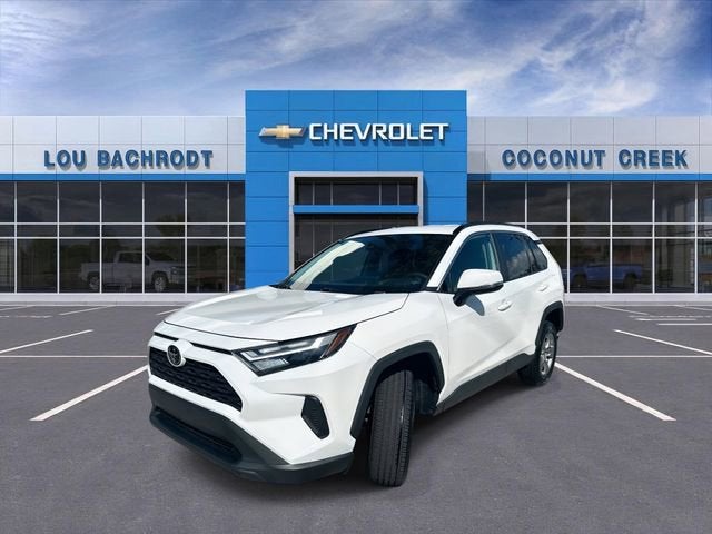2024 Toyota RAV4 XLE