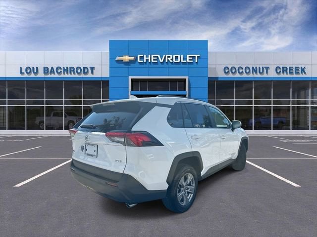 2024 Toyota RAV4 XLE