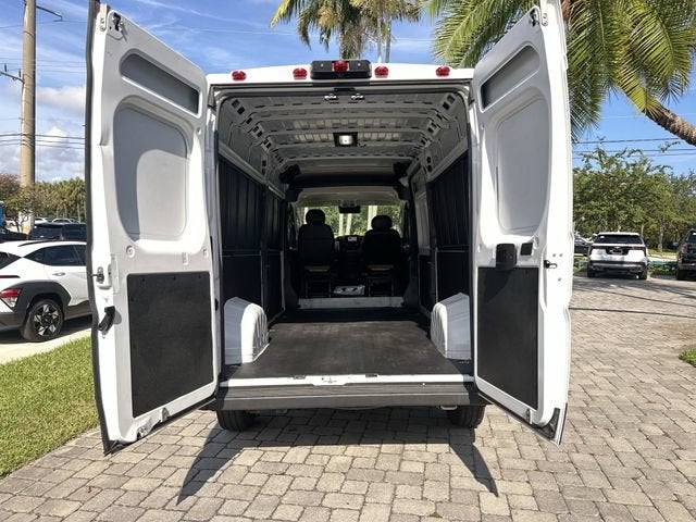 2024 RAM ProMaster Cargo Van Tradesman