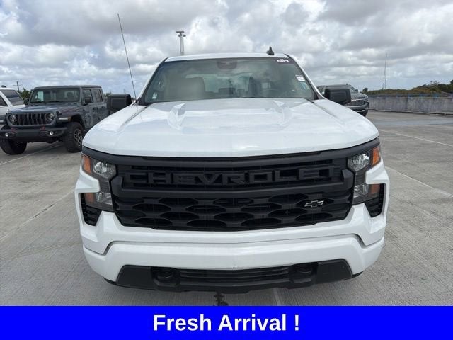 2025 Chevrolet Silverado 1500 Custom