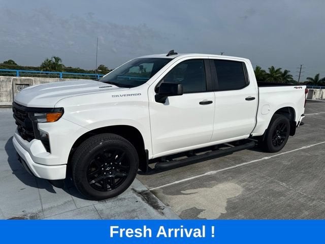 2025 Chevrolet Silverado 1500 Custom