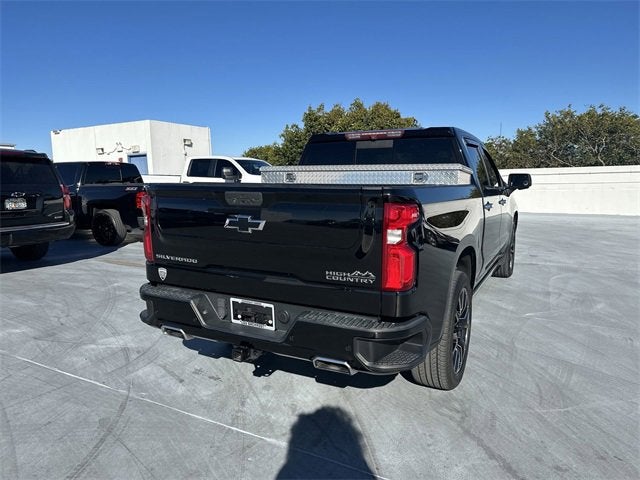 2022 Chevrolet Silverado 1500 LTD High Country