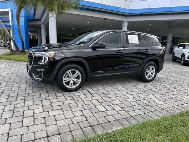 2024 GMC Terrain SLE